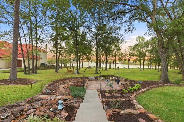 18848 Harbor Side Boulevard, Montgomery, TX 77356