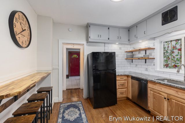 1038 Widdicomb Avenue Nw, City Of Grand Rapids, MI 49504