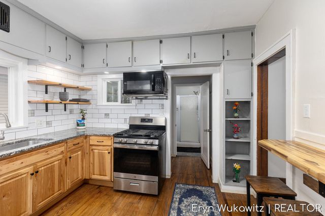 1038 Widdicomb Avenue Nw, City Of Grand Rapids, MI 49504