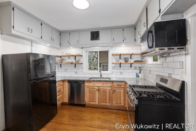 1038 Widdicomb Avenue Nw, City Of Grand Rapids, MI 49504
