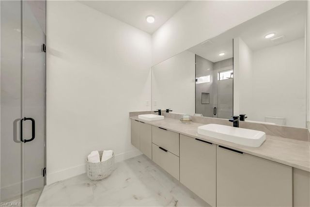 5010 SE Tradewinds CIR, Labelle, FL 33935