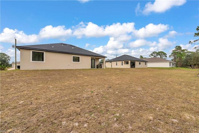 5010 SE Tradewinds CIR, Labelle, FL 33935