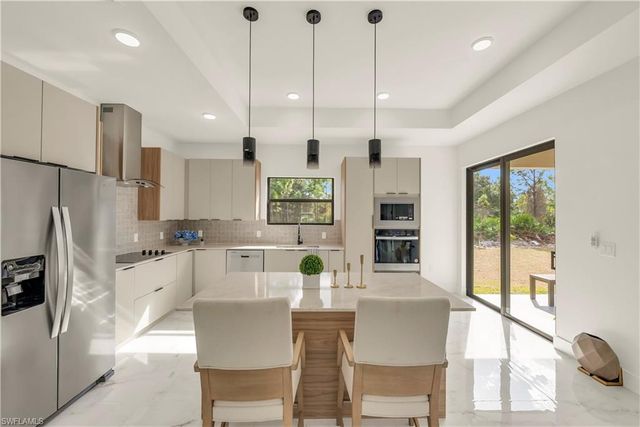 5010 SE Tradewinds CIR, Labelle, FL 33935