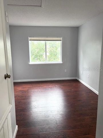 2444 PARSONS POND CIRCLE, Kissimmee, FL 34743