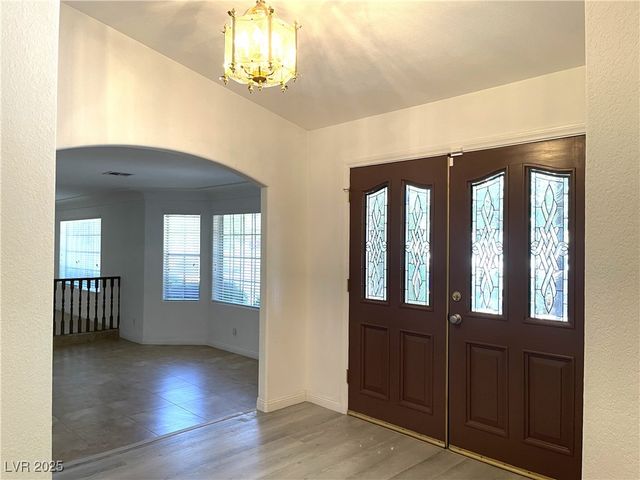 7595 West Camero Avenue, Las Vegas, NV 89113