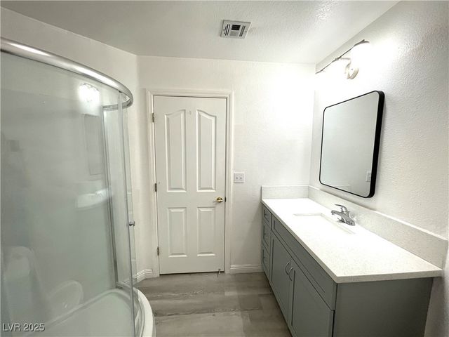 7595 West Camero Avenue, Las Vegas, NV 89113