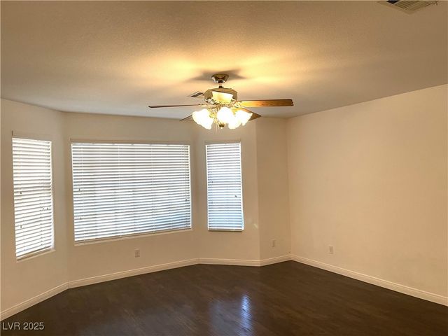 7595 West Camero Avenue, Las Vegas, NV 89113