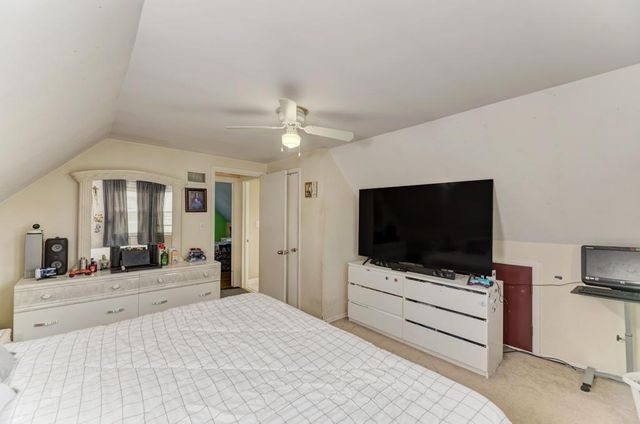 1431 N Hillside Avenue, Berkeley, IL 60163