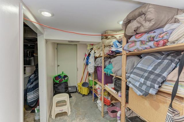 1431 N Hillside Avenue, Berkeley, IL 60163