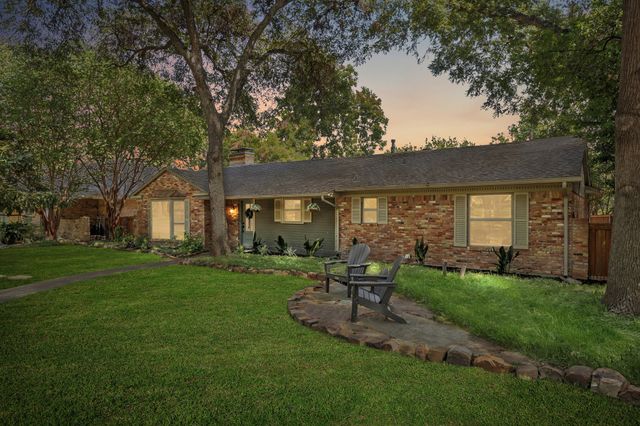 9812 Ravensway Drive, Dallas, TX 75238