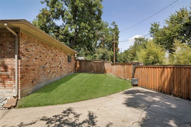 9812 Ravensway Drive, Dallas, TX 75238