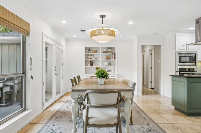 9812 Ravensway Drive, Dallas, TX 75238