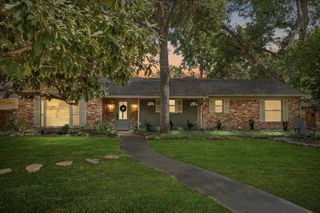 9812 Ravensway Drive, Dallas, TX 75238