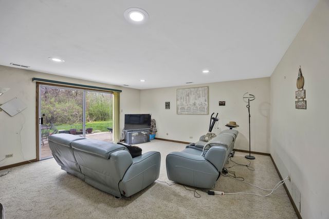 19213 Center Avenue, Homewood, IL 60430