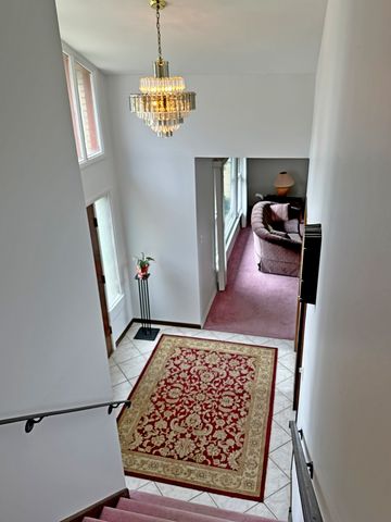 19213 Center Avenue, Homewood, IL 60430