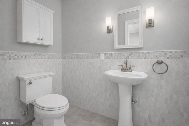 72 FRANCISCO AVE, Little Falls, NJ 07424