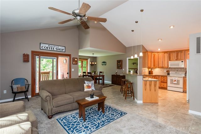 917 Howard Lane, Vandalia, OH 45377