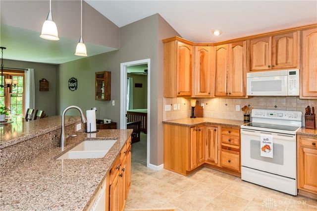 917 Howard Lane, Vandalia, OH 45377