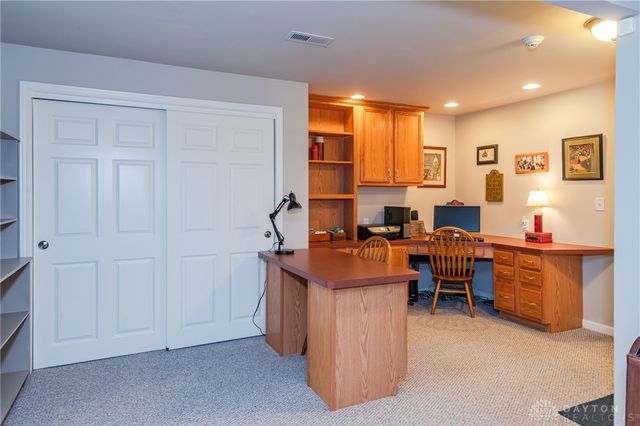 917 Howard Lane, Vandalia, OH 45377