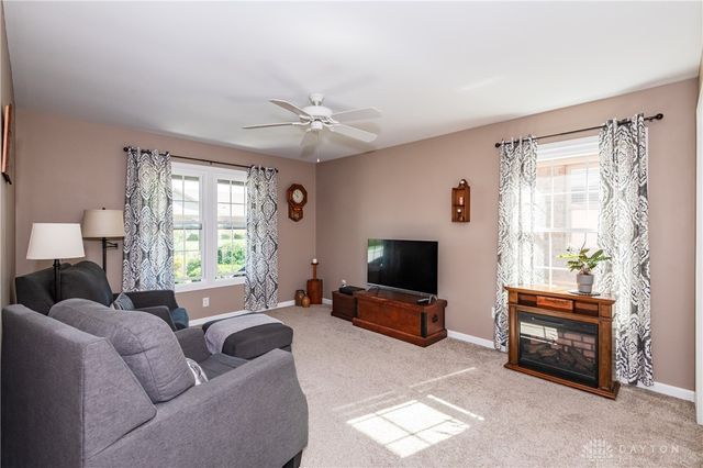 917 Howard Lane, Vandalia, OH 45377