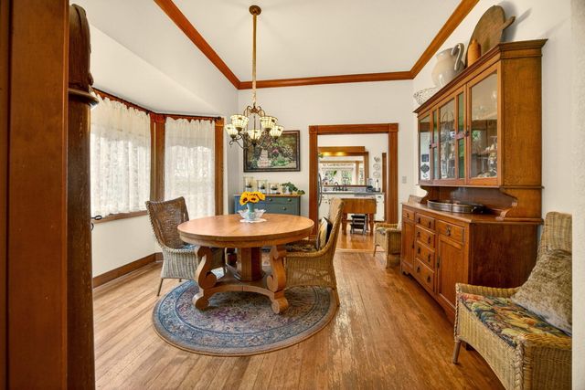 156 8th Street, Ashland, OR 97520