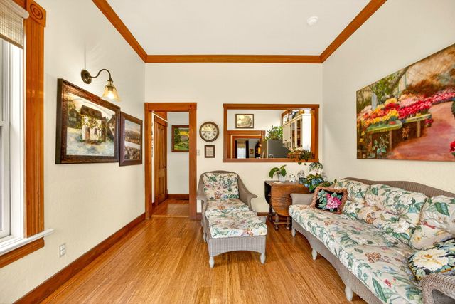 156 8th Street, Ashland, OR 97520