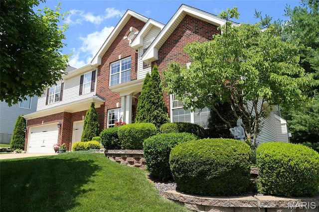 27 Carlton Lake Court, Wentzville, MO 63385