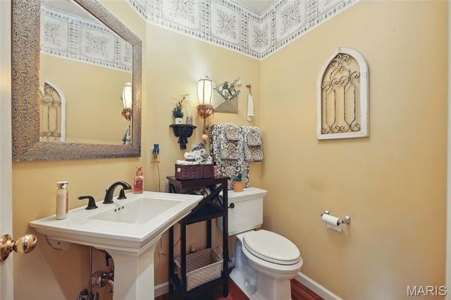 27 Carlton Lake Court, Wentzville, MO 63385
