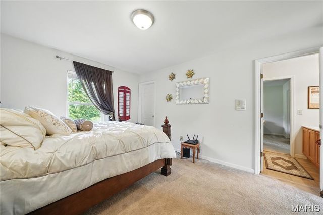 27 Carlton Lake Court, Wentzville, MO 63385
