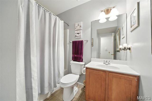 27 Carlton Lake Court, Wentzville, MO 63385