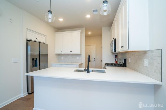 220 Jessie Place, New Brunswick, NJ 08901