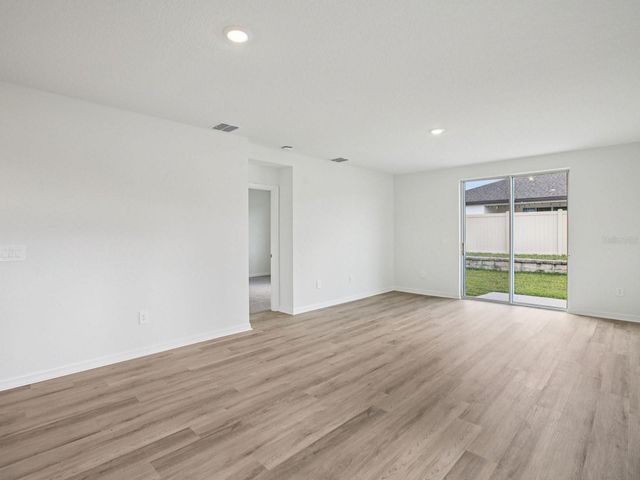 1556 BREKEY WAY, Zephyrhills, FL 33541
