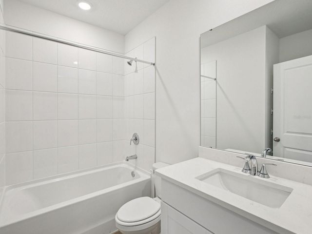 1556 BREKEY WAY, Zephyrhills, FL 33541