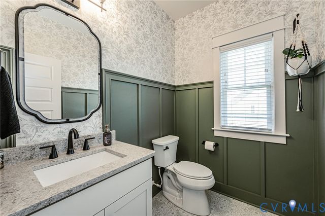11745 Kings Pond Dr, Providence Forge, VA 23140