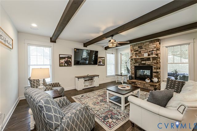 11745 Kings Pond Dr, Providence Forge, VA 23140