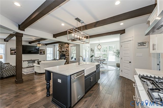 11745 Kings Pond Dr, Providence Forge, VA 23140