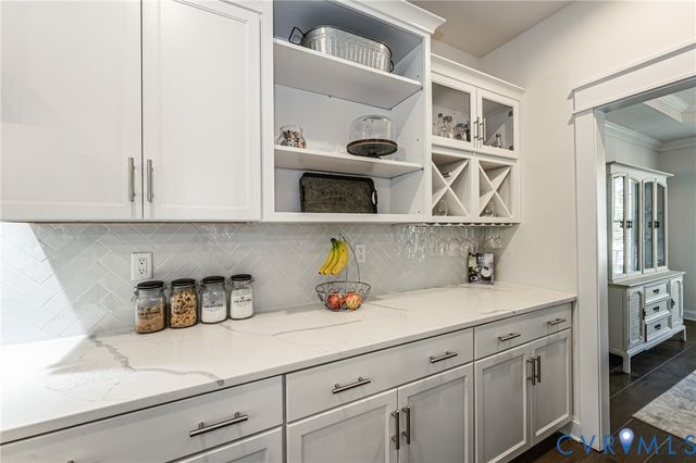 11745 Kings Pond Dr, Providence Forge, VA 23140