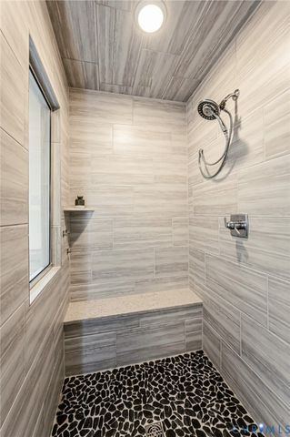 11745 Kings Pond Dr, Providence Forge, VA 23140