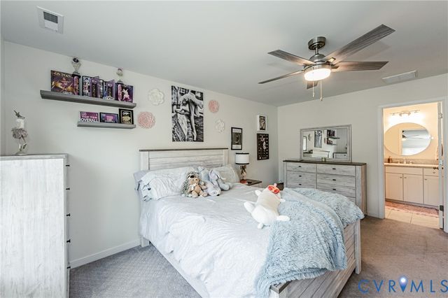 11745 Kings Pond Dr, Providence Forge, VA 23140
