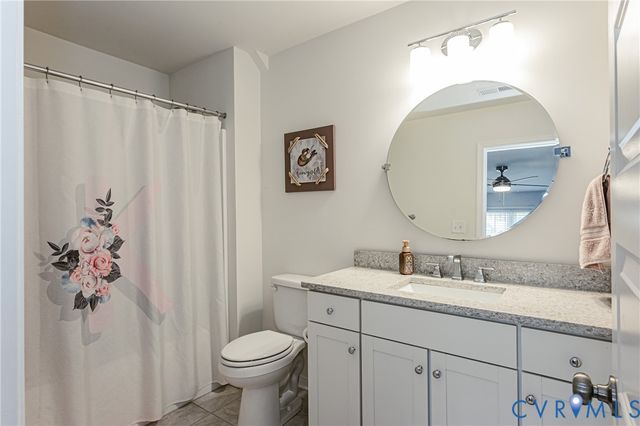 11745 Kings Pond Dr, Providence Forge, VA 23140