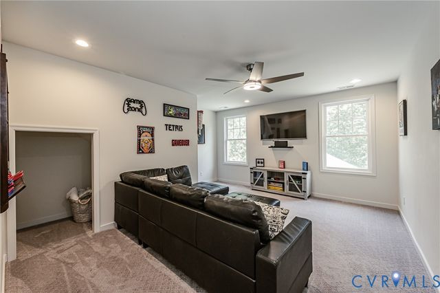 11745 Kings Pond Dr, Providence Forge, VA 23140