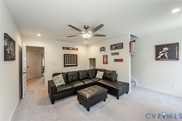 11745 Kings Pond Dr, Providence Forge, VA 23140