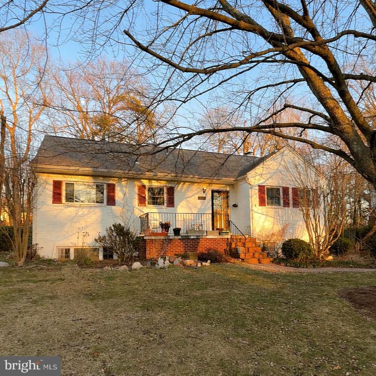 6407 EPPARD ST, Falls Church, VA 22044