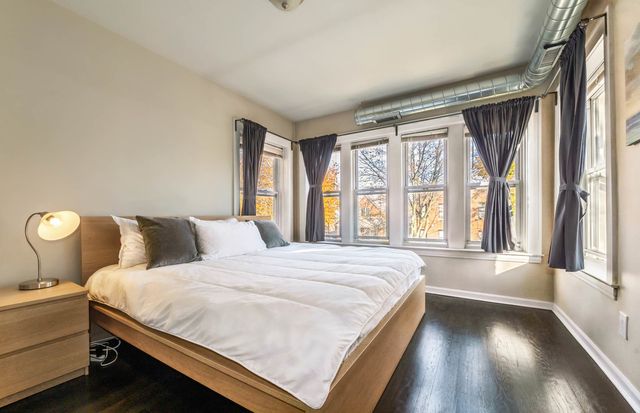 4136 W Palmer Street, Chicago, IL 60639