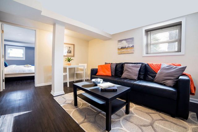 4136 W Palmer Street, Chicago, IL 60639