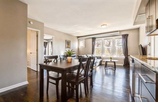4136 W Palmer Street, Chicago, IL 60639