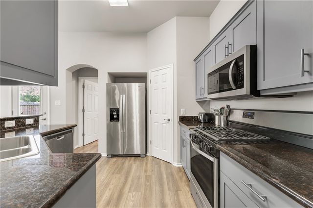 5130 Sagewood Drive, College Station, TX 77845