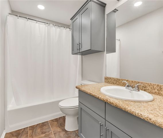 5130 Sagewood Drive, College Station, TX 77845