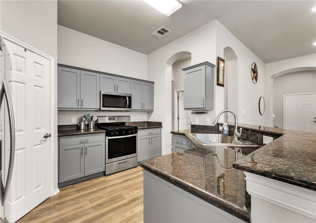 5130 Sagewood Drive, College Station, TX 77845