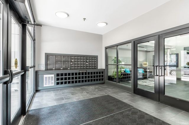 113 W Wayne St Apt 402, Fort Wayne, IN 46802